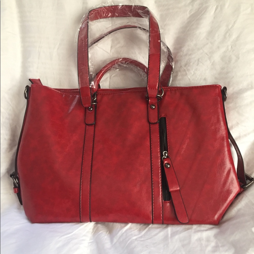 Beautiful red purse, no brand name, brand new